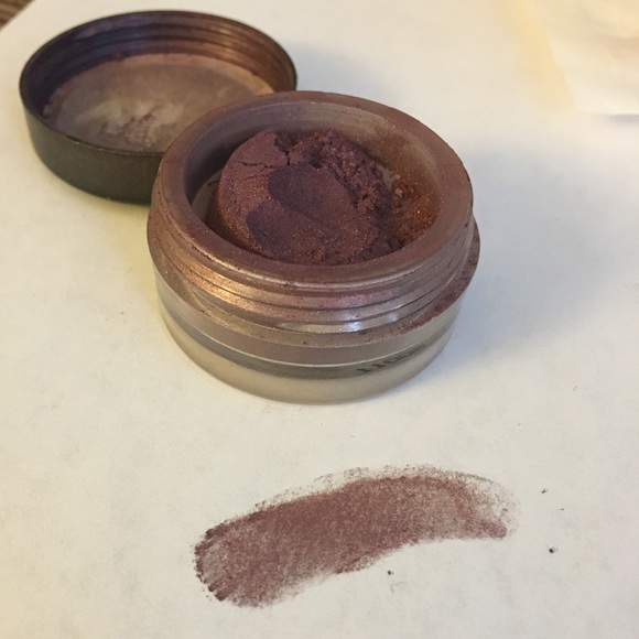 Bare Minerals Eye Shadow - Picture 2 of 5
